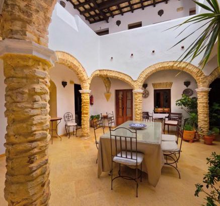 Medina-Sidonia House | Oceanfront Family Retreat at Casa de Medina, 4-Star Escape