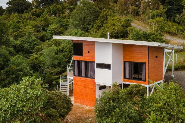 San Isidro Villa | Family-Friendly Stay at Casa de Montaña Arisa - Rated 9.8