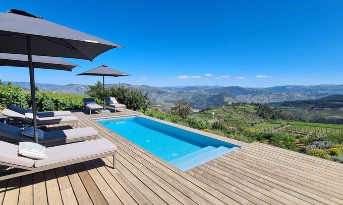 Provesende Cottage | Experience Tranquility at Casa de Pena d'Águia