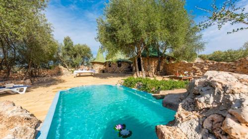 Puente Genil House | Relaxing Retreat at Casa de Piedra, La Laguna de Tiscar
