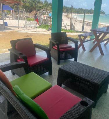 San Luis House | Experience Casa de Playa Rocky Cay Bay's Private Beach Bliss