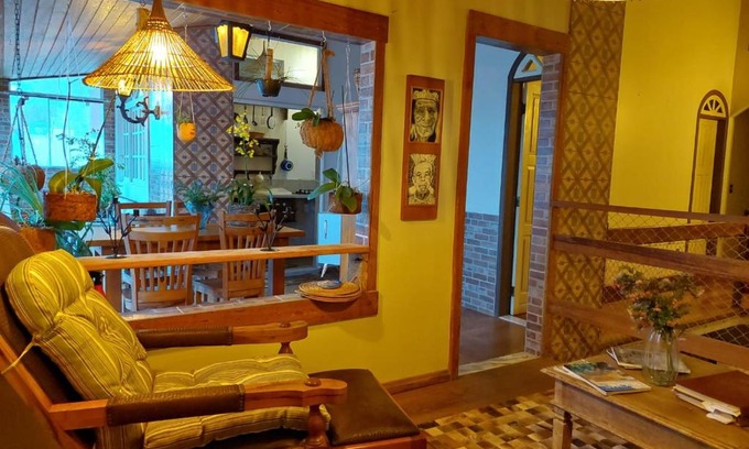 Enseada Azul House | Pet-Friendly Casa de Praia Alameda Azul with Ocean Views