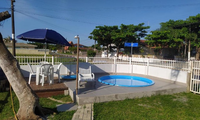 Ubatuba House | Beachfront Getaway with Pool & Ocean View for 5 Guests