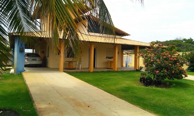 Itaporanga d'Ajuda House | Beachfront Haven: Casa de Praia with Ocean View & Pool