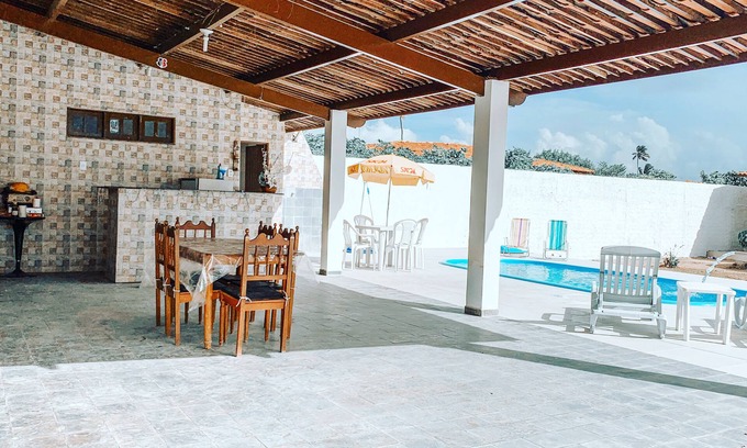 Maceio House | Guest Rated: 10/10 Casa de Praia with Pool & Family Amenities