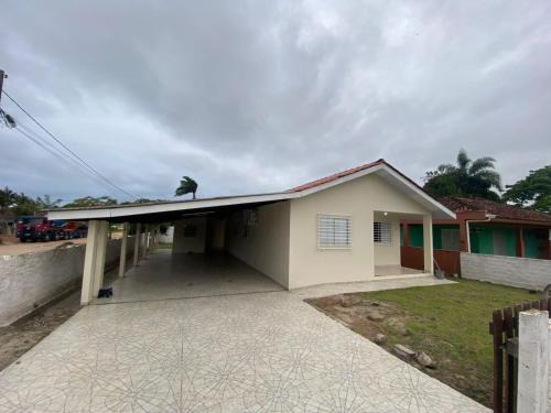 Guaratuba House | Discover Casa de Praia Coroados - Guaratuba: Guest Rated 10/10