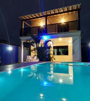 Sao Jose House | Beachfront Haven in Armação dos Búzios with Hot Tub