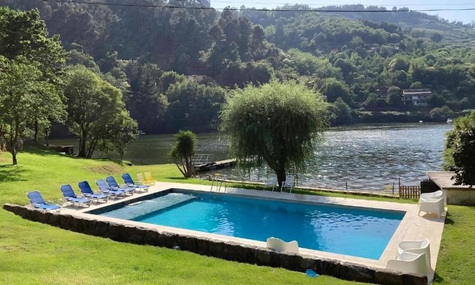 Oliveira do Douro House | Discover Casa de Rebolfe: 4-Star Retreat with Pool & Views