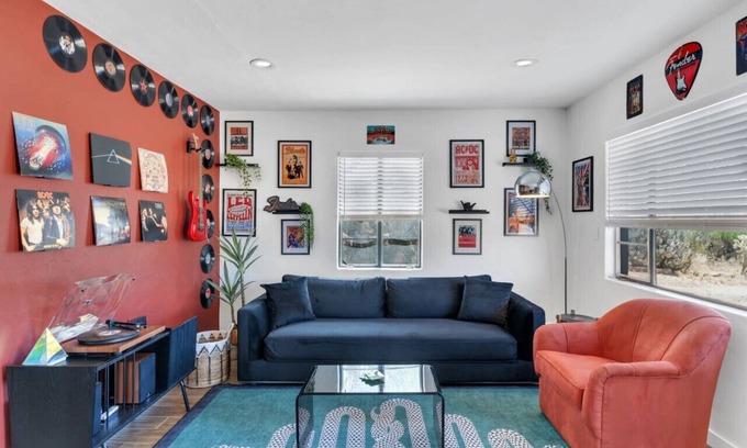 Palo Verde House | Pet-Friendly Casa De RocknRoll Tucson with Kitchen Access