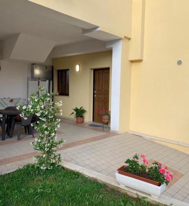 L'Aquila Apartment | Top-Rated Casa de’ Sabini: Family and Pet-Friendly Stay