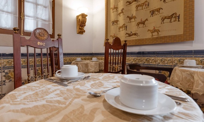 Obidos House | Elegant Casa de Sao Thiago d' Obidos with Spa & Breakfast