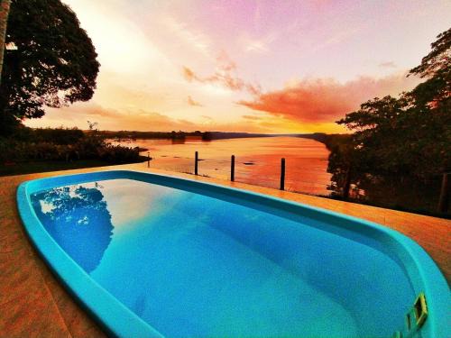 Itacare House | Casa de Temporada Felicidade, 2 Piscinas, 38 Hóspedes, 9 Suítes, 2 Churrasqueiras em Itacaré na Bahia