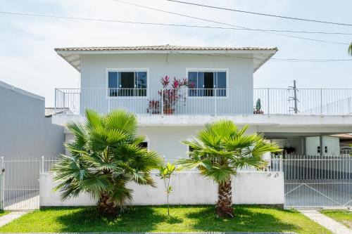 Palhoca House | Family-Friendly Retreat at Casa de Temporada - Térreo