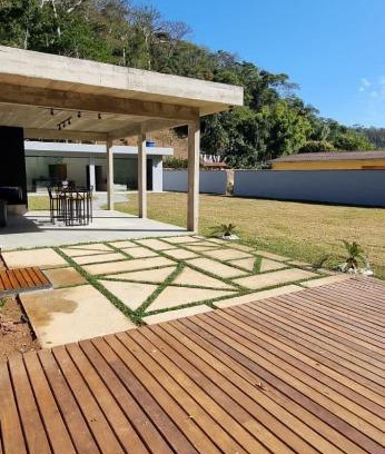 Araras House | Guest Rated 10/10: Casa Deck Videiras, Family-Friendly Retreat