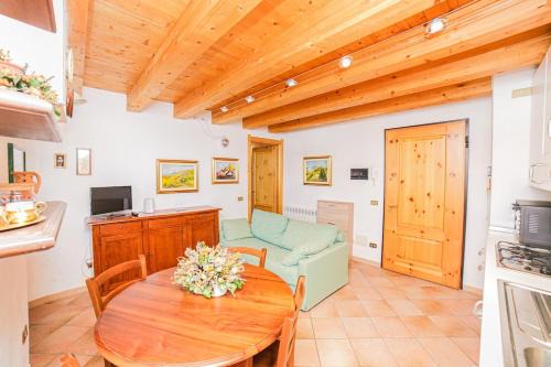 Tache Apartment | Casa dei Larici 300m from Piste