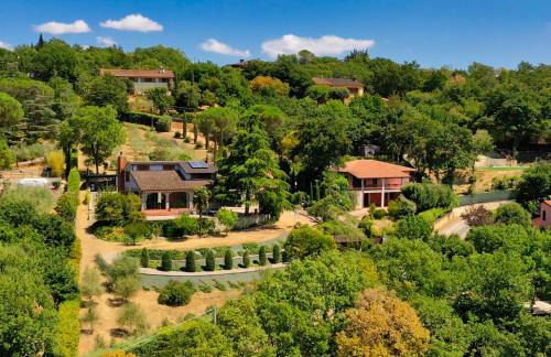 San Feliciano Villa | Oceanfront Bliss at Casa dei Tramonti - Rated 9.4/10