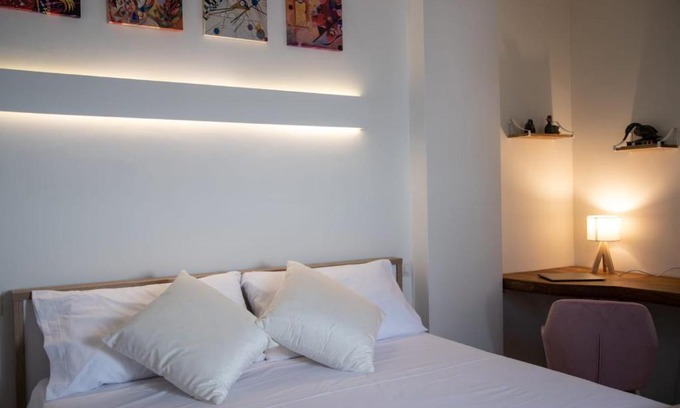 Pompei Bed & Breakfast | Guest Rated Casa Dei Vettii B&B: Pet-Friendly Comfort