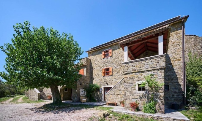 Sveti Bartol House | Welcoming Casa del Conte - Unique Villa with Spa and Hot Tub