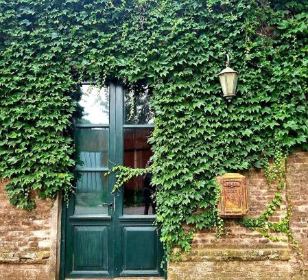 Duggan House | Family-Friendly Getaway at Casa del Correo - Rated 9/10
