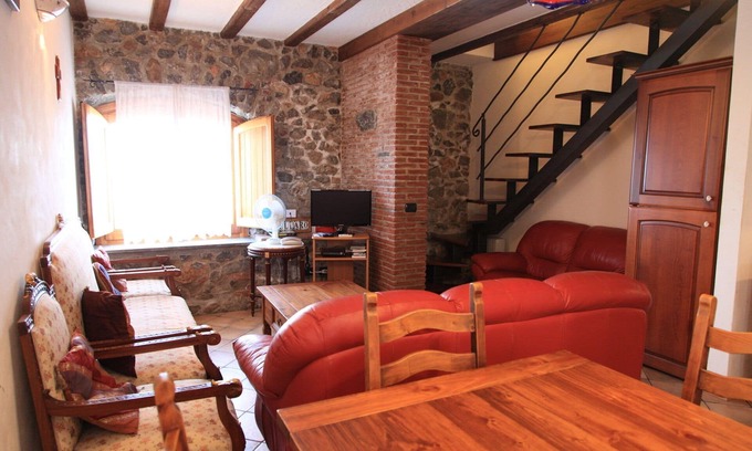 Cefalu Apartment | Beachfront Casa del Faro A with Pool and Ocean Views