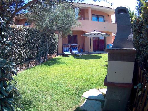 Pittulongu House | Discover CASA DEL FARO: Family-Friendly Garden Retreat