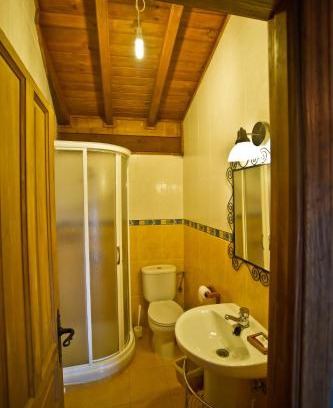 Mogarraz Apartment | Pet-Friendly Retreat at Casa del Herrero with High Ratings