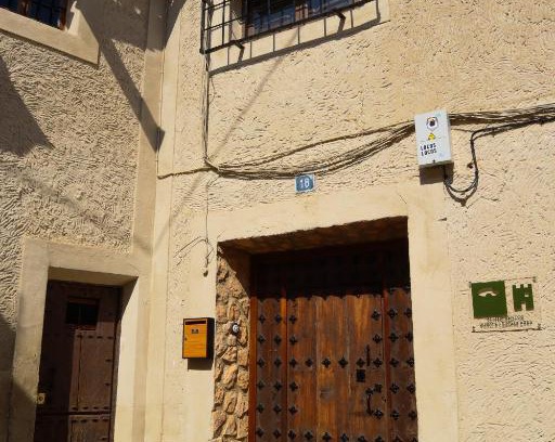 Alcala del Jucar Bed & Breakfast | Casa del Juez: Unique Rural Retreat with Family-Friendly Perks