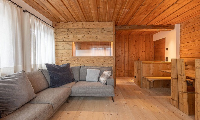 Cortina d'Ampezzo Apartment | Discover Casa del Lupo: Rated 9.6/10 in Cortina d'Ampezzo