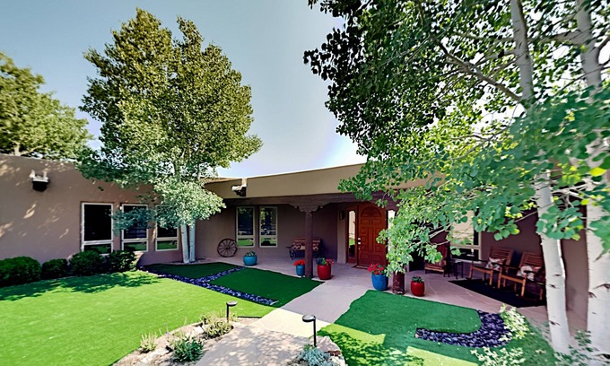 Tierra Preciosa House | Casa del Oso: Guest Rated 10/10 with Mountain Views & Spa