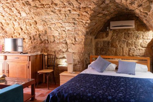 Byblos House | Relax at Casa del Porto Byblos with Oceanfront Dining