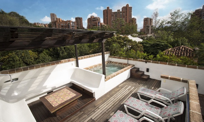 La Florida Apartment | Experience Casa del Reloj CIELO: Penthouse with Hot Tub