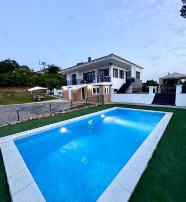 Lloret de Mar Apartment | Casa del Roselles - Luxury Flat with Swimming-Pool in Lloret de Mar