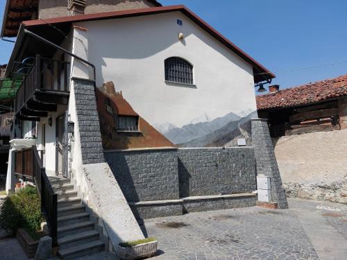Chiusa di San Michele Villa | Indulge in Casa del Rustico with Scenic Views and Family Perks