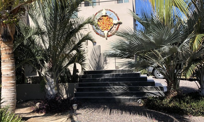 Todos Santos House | Casa Del Sol Y La Luna: Oceanfront Escape with 10/10 Rating