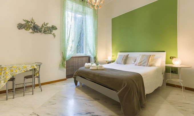 Chiaia Bed & Breakfast | Guest Rated 10/10: CASA DEL SOLE B&B with Ocean View