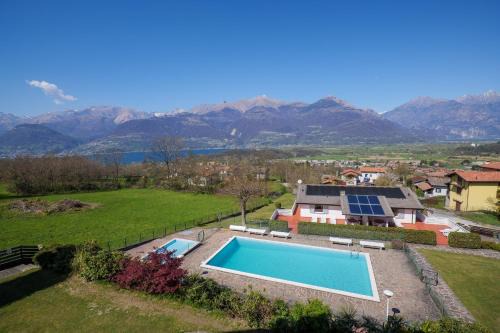 Colico Piano Apartment | Discover Casa del Sole: Oceanfront Family Retreat