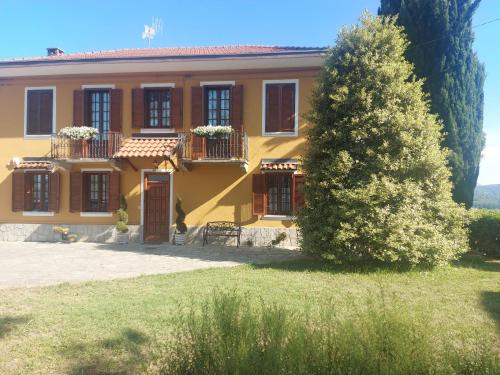 Caselette House | Discover Casa dell'Agrifoglio: Oceanfront Paradise Awaits