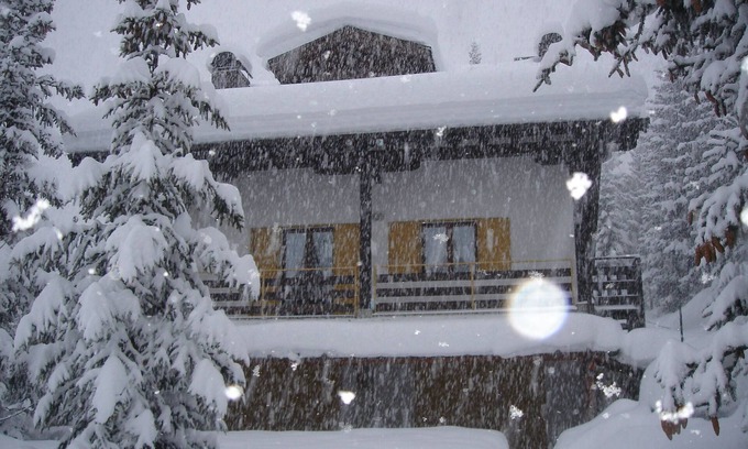 Vermiglio Apartment | Stambecco Apartment at Passo del Tonale - Pet Friendly Retreat