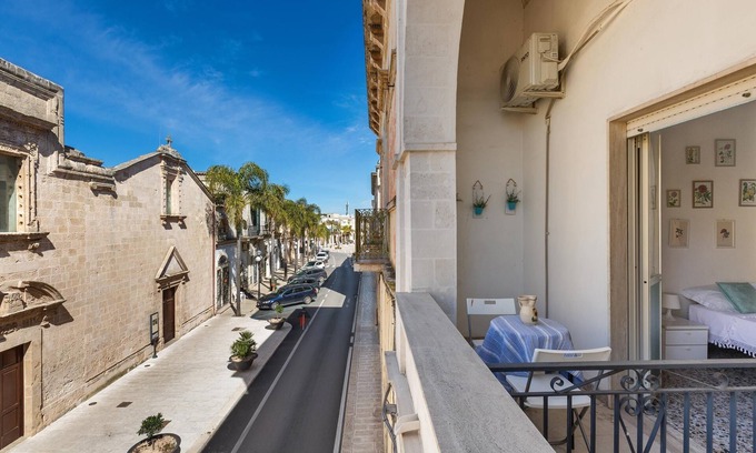 Maruggio Apartment | Pet Friendly Retreat: Casa della Sabina Awaits You