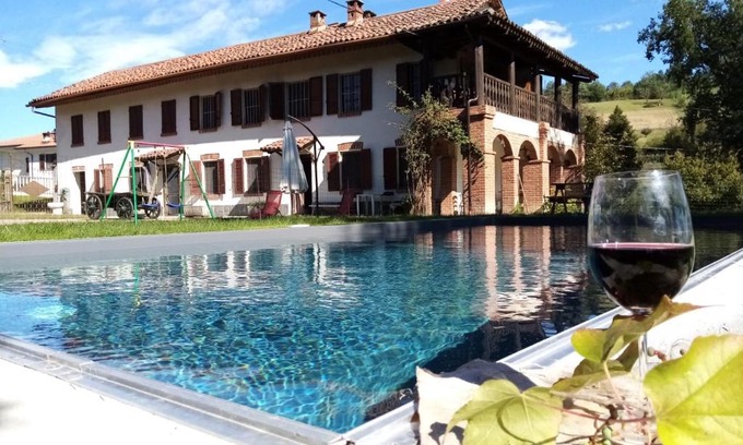 Antignano House | Cozy Casa delle foglie sussurranti with Ocean View & Pool