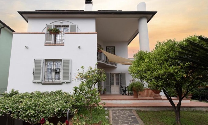 Lumiere House | Casa delle Lumiere: Family Haven by Sea and Thermal Baths