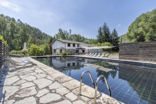 La Baronia de Rialb Villa | Pet-Friendly Retreat at Casa Dels Peixos - 4-Star Comfort