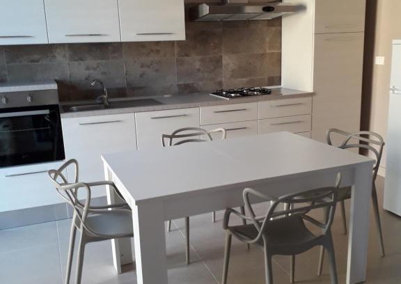 Altavilla Milicia Apartment | Family-Friendly Stay at CASA DI AGNESE - Rated 9.4/10