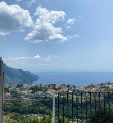 Scala House | Serene Escape at Casa di don Francesco with Ocean Views