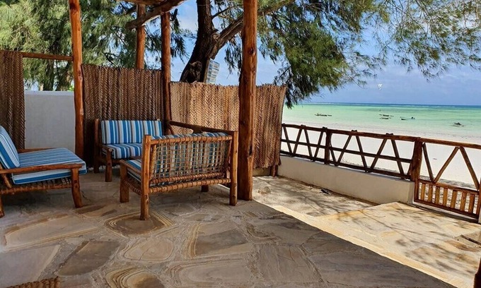 Kiwengwa Villa | Delightful Casa di Lilli: Beachfront Retreat with Ocean Views