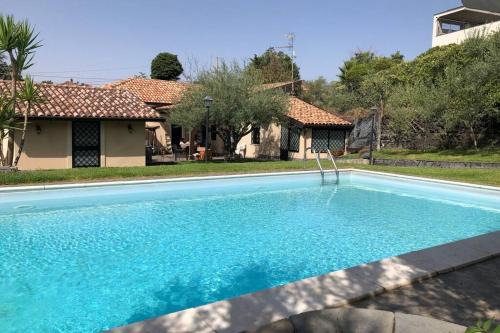 Mascalucia Villa | Enchanting Casa di Paco in Nicolosi with Oceanfront Views