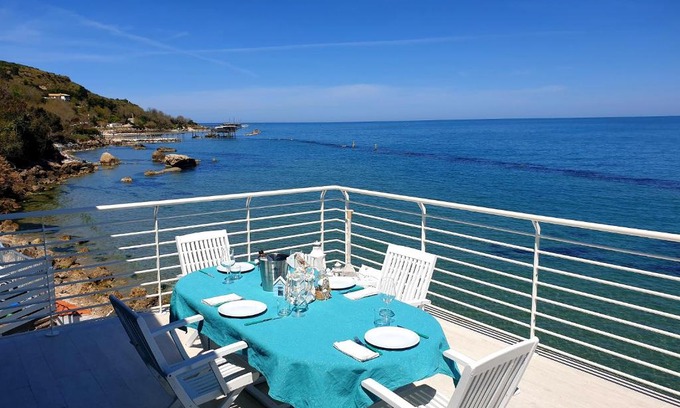Fossacesia House | Oceanfront Bliss at Casa di Venere - Fossacesia