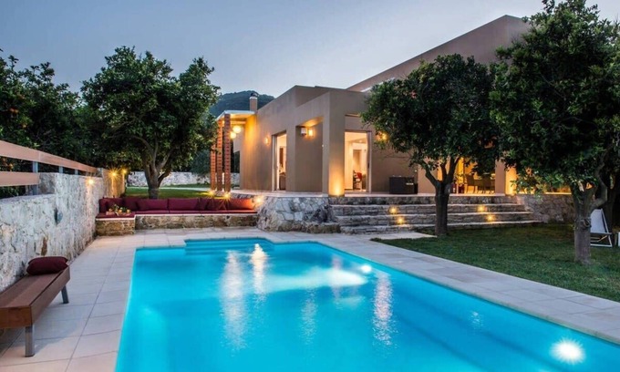 Agia Villa | Casa Di Verde - Private Pool, Jacuzzi & Gym Awaits You