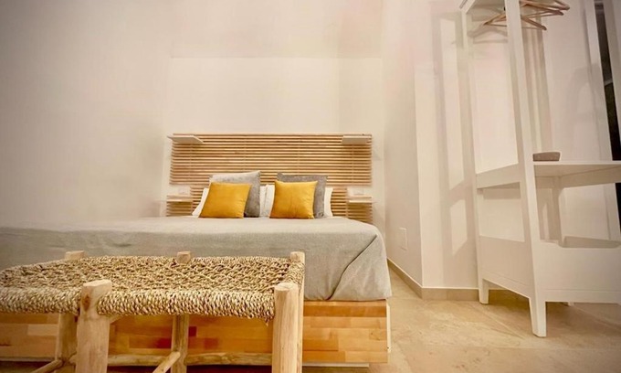 Old Town Apartment | Guest Rated 10/10: Casa di Zia Pupetta with Hot Tub