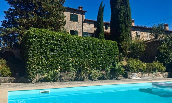 Bivio Lugnano House | Discover Casa Dinda: Oceanfront Retreat with Pool & Pet-Friendly